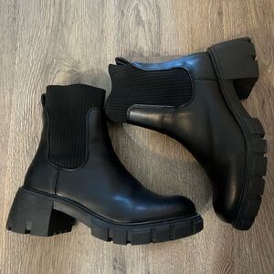Steve Madden Hayle Boots